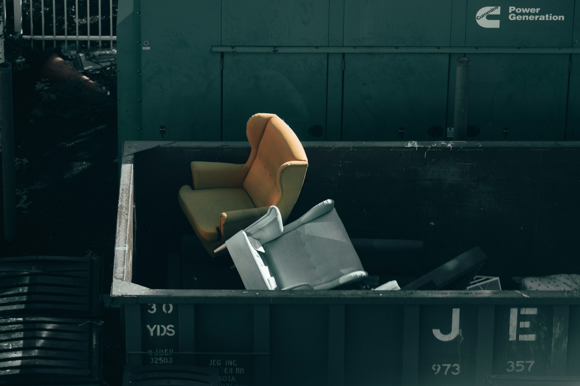 Business Dumpster Area Clean